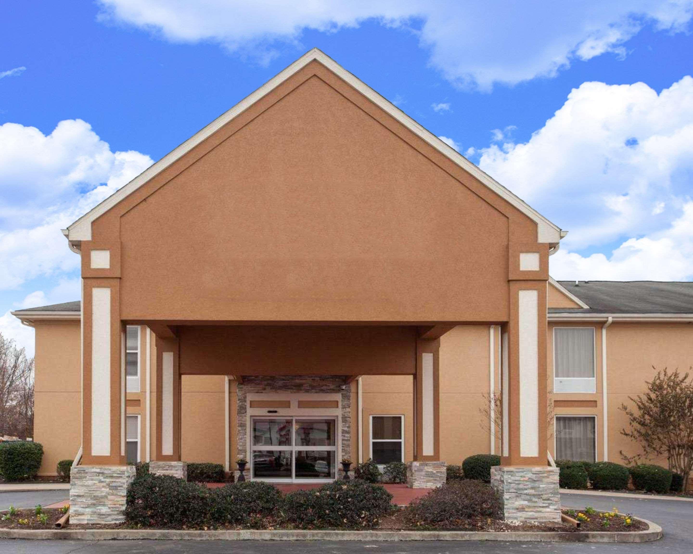 Quality Inn & Suites I-40 East North Little Rock Exterior foto